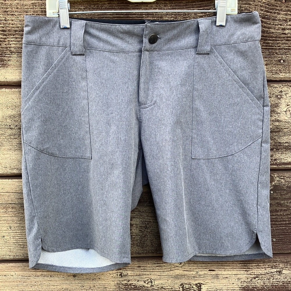 Flylow 9” Shorts